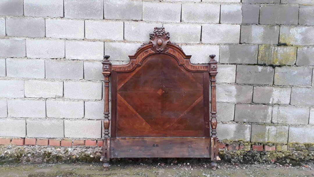 Cabecero antiguo estilo alfonsino, 127 cm. | El Viejo Odeón