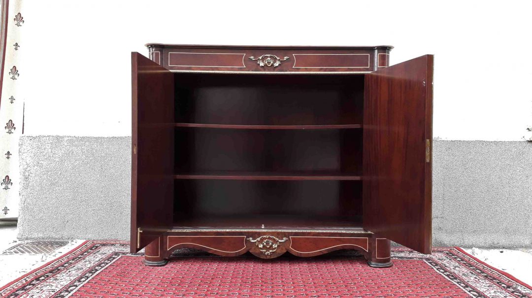 Entredós antiguo estilo Napoleón III. Mueble auxiliar antiguo estilo