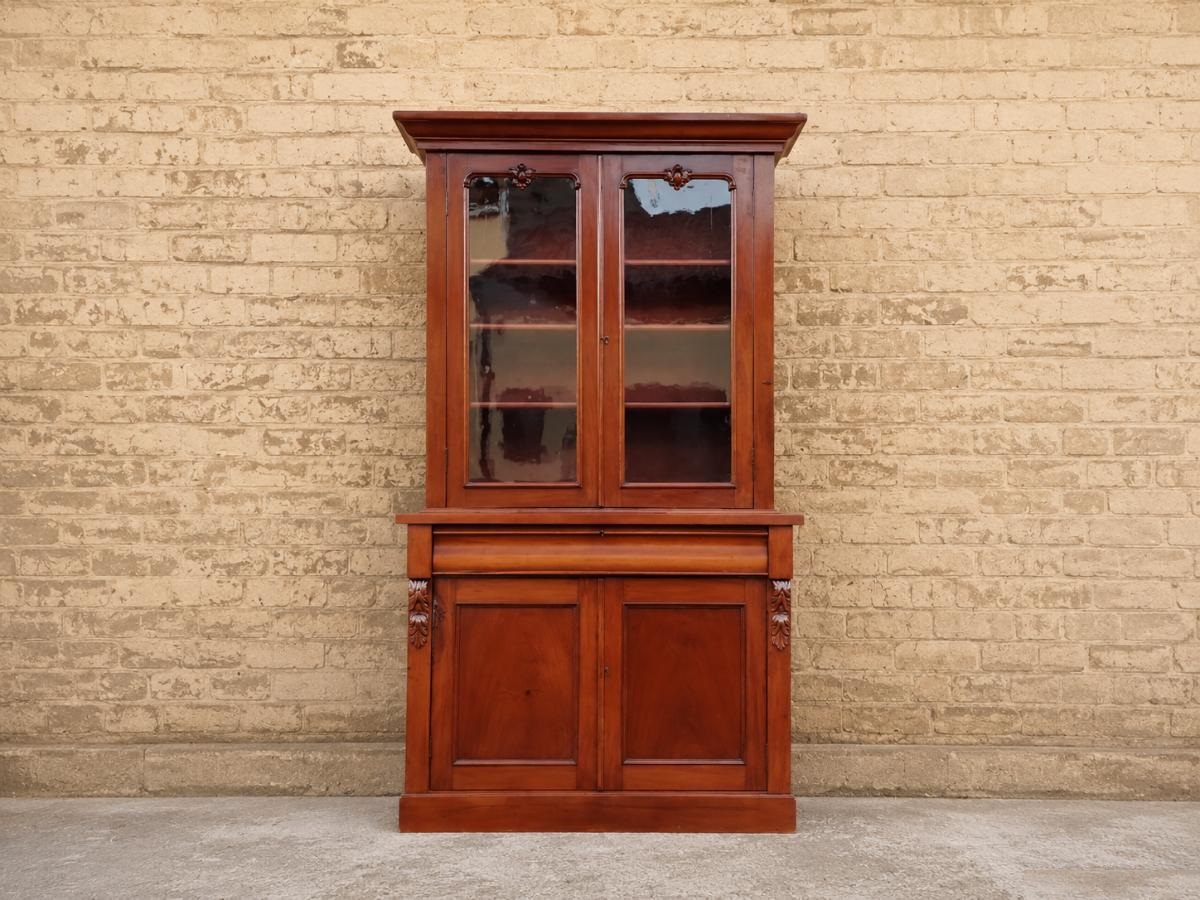 Vitrina antigua estilo inglés victoriano Hobbs & co London. Aparador Mueble librero estantería librería antigua.