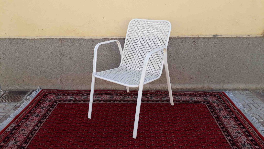 5 cinco sillas de metal antiguas vintage. | El Viejo Odeón