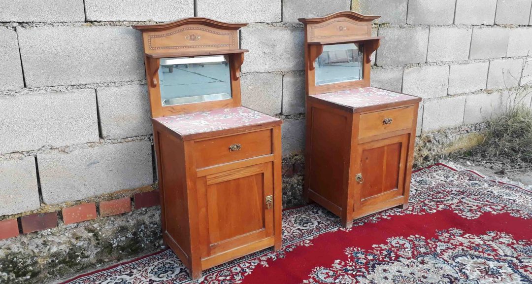 2 dos mesillas de noche antiguas estilo inglés eduardiano Pareja de
