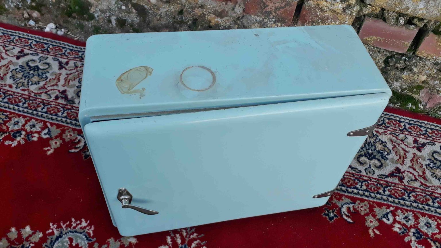 Botiquín antiguo vintage metal marca Romi años 60. | El Viejo Odeón