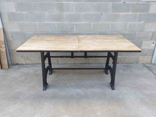Gran mesa antigua hierro estilo Industrial. Mesa Taller grande Vintage. Mueble Mesa salón comedor. - Imagen 2