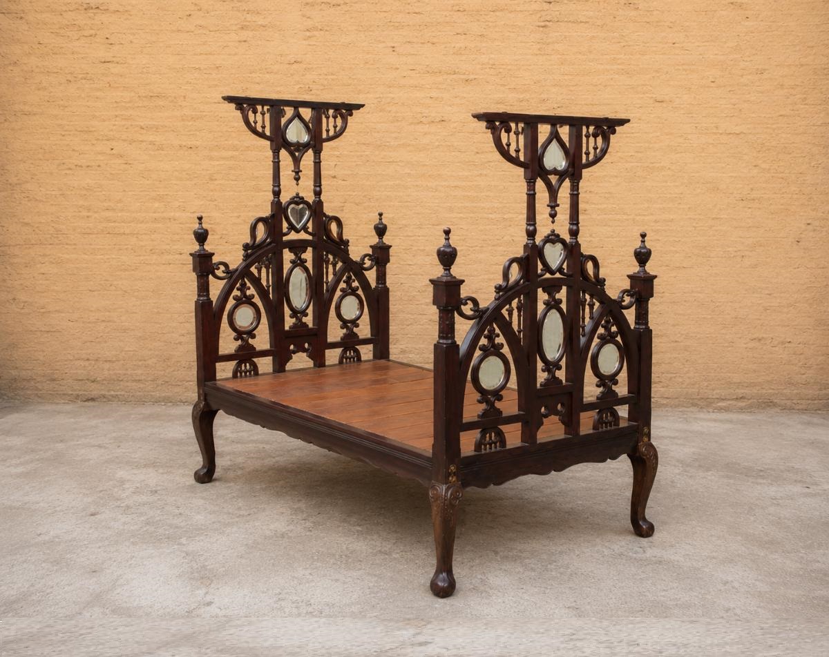Cama antigua estilo inglés Victoriano 120. Cama Dosel estilo Colonial Modernista Art Decó Craft India.
