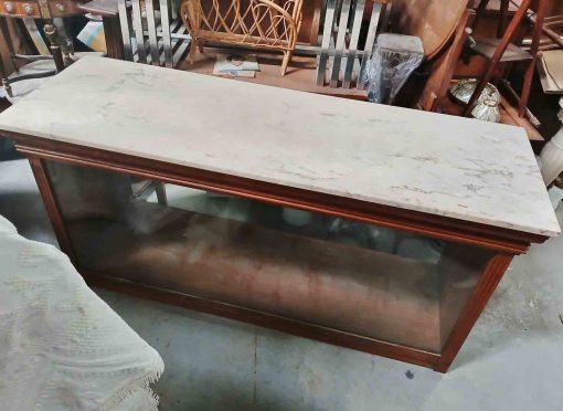 Mostrador antiguo con Mármol estilo inglés 170 cm. Mueble Mostrador antiguo con Vitrina Expositora. - Imagen 3