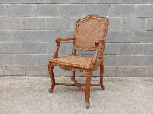 Sillón antiguo rejilla estilo Luis XV Francia. Sillón de Escritorio. Silla Descalzadora antigua.