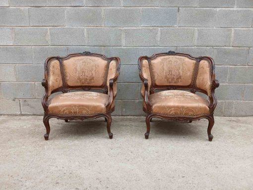 2 Dos Sillones antiguos pequeños estilo Luis XV versallesco. Silla Descalzadora antigua baja Barroco. - Imagen 2