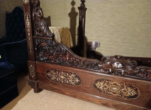 Cama antigua tallada estilo Napoleón III marquetería latón carey. Cama antigua barco estilo Imperio. - Imagen 11