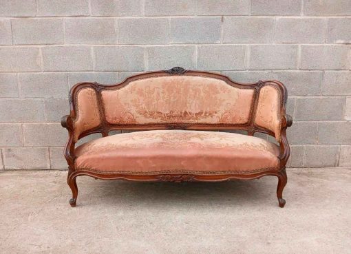 Sofá antiguo estilo Luis XV 135 cm. Sofá antiguo estilo francés versallesco. Sofá Isabelino vintage.