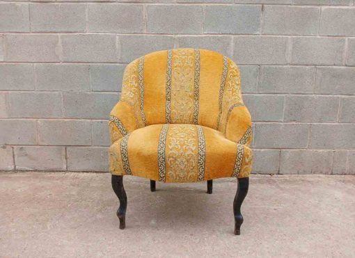 Butaca Silla Descalzadora antigua estilo Art Decó. Sillón antiguo Modernista 1920 retapizado. - Imagen 2