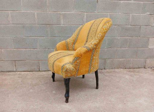 Butaca Silla Descalzadora antigua estilo Art Decó. Sillón antiguo Modernista 1920 retapizado. - Imagen 3