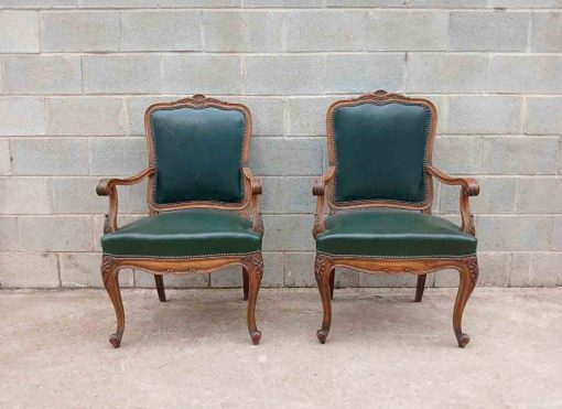 Conjunto Sillones antiguos estilo Luis XV despacho cuero verde. Pareja Sillón antiguo Silla antigua. - Imagen 6