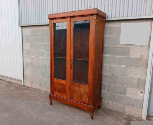 Vitrina antigua estilo Inglés. Mueble Librero Armario antiguo reconvertido Vitrina Estantería. - Imagen 2