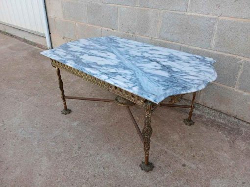 Mesa antigua bronce estilo Luis XVI. Mesa auxiliar antigua baja centro de salón estilo Neoclásico. - Imagen 4