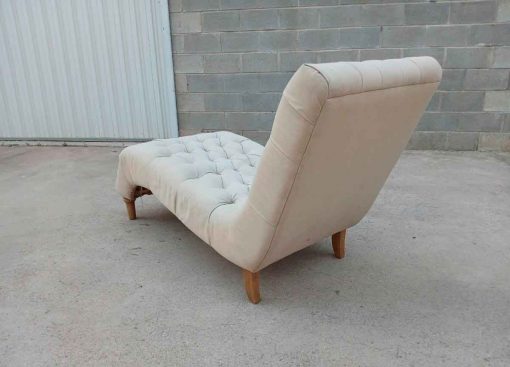 Diván antiguo tapizado capitoné. Mueble Sofá Diván antiguo vintage estilo Chéster inglés. - Imagen 3