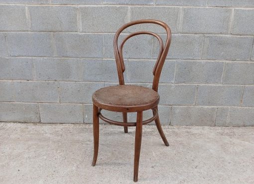 Silla antigua estilo Thonet fabricante Jacob & Josef Kohn, Wien (s.XIX). Silla antigua.
