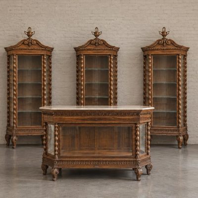 Conjunto Muebles antiguos Farmacia Botica. Mostrador antiguo + 3 Vitrinas antiguas inglés Victoriano.