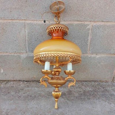 Quinqué antiguo vintage tulipa opalina naranja. Lámpara de techo antigua vintage.