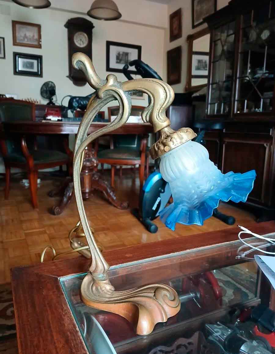 Lámpara antigua estilo Art Nouveau. Francia s.XIX. Lámpara antigua mesa sobremesa estilo Modernista. - Imagen 3