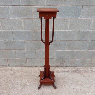 Macetero antiguo estilo Modernista 120 cm. Macetero pedestal peana columna vintage estilo Art Decó.