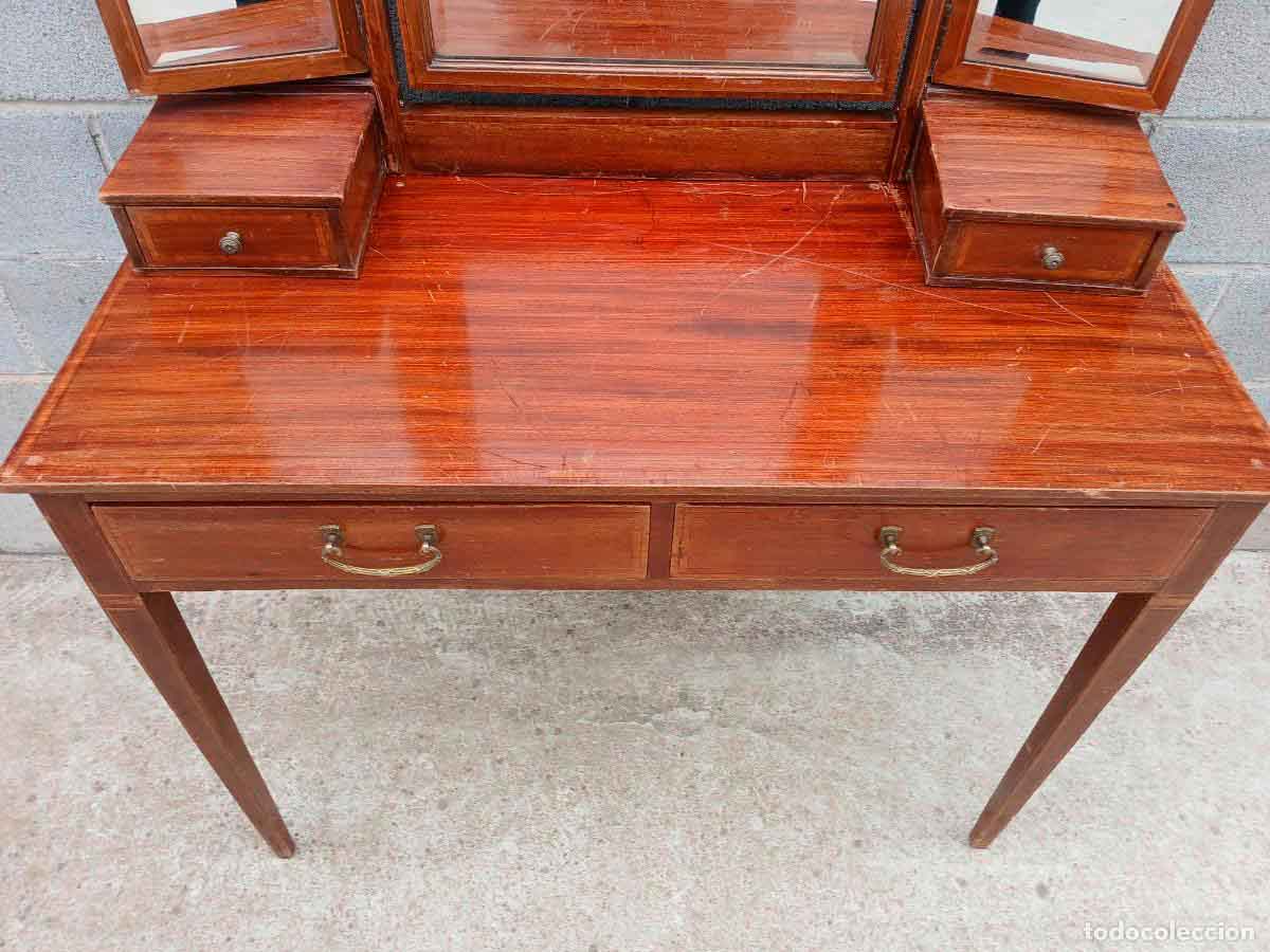 Tocador antiguo estilo inglés Victoriano con Espejo Tríptico. Mueble Tocador Eduardiano. - Imagen 3