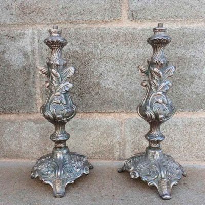 2 Dos Lámparas candelabros antiguas plata bronce plateado. Lámpara mesa sobremesa estilo Luis XV.