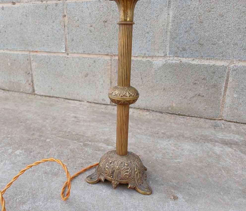 2 Dos candelabros antiguos de iglesia. Candelabro antiguo estilo Gótico. - Imagen 5