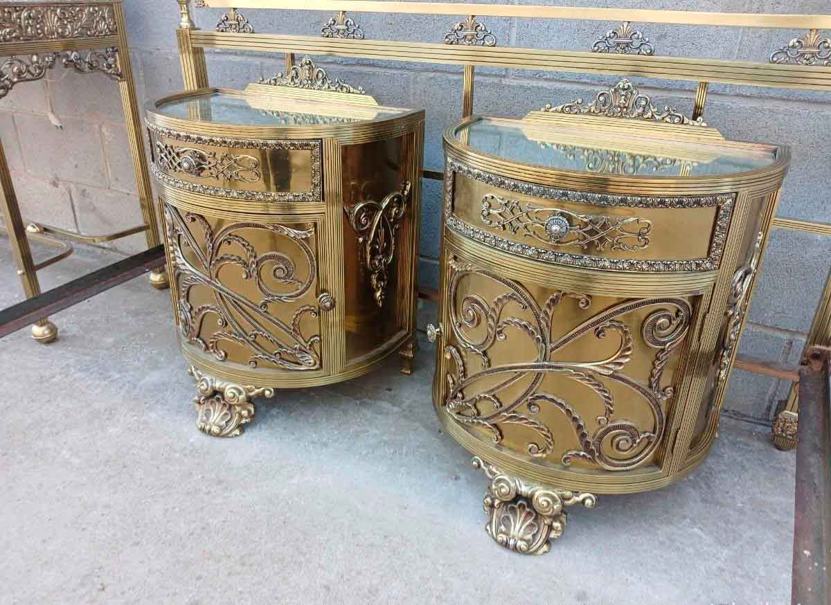 2 Dos Mesitas de noche antiguas bronce estilo Luis XVI. Mesillas Dormitorio antiguas Art Decó Modernista. - Imagen 2