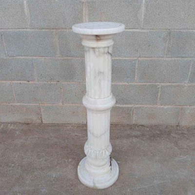 Columna antigua mármol estilo Dórico (90 cm). Columna pedestal Macetero antiguo vintage figura.