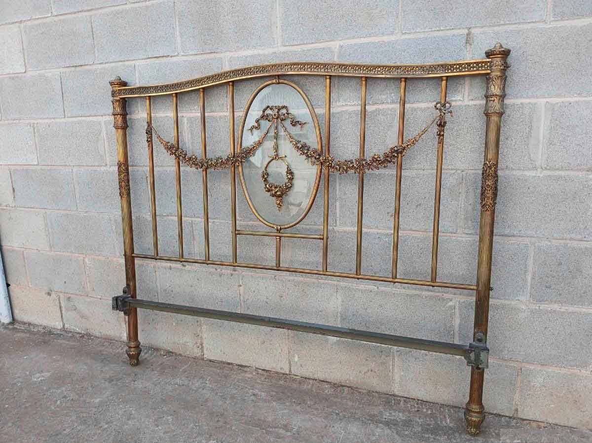 Cabecero antiguo bronce Luis XVI (140 cm). Cama antigua bronce estilo francés. - Imagen 2