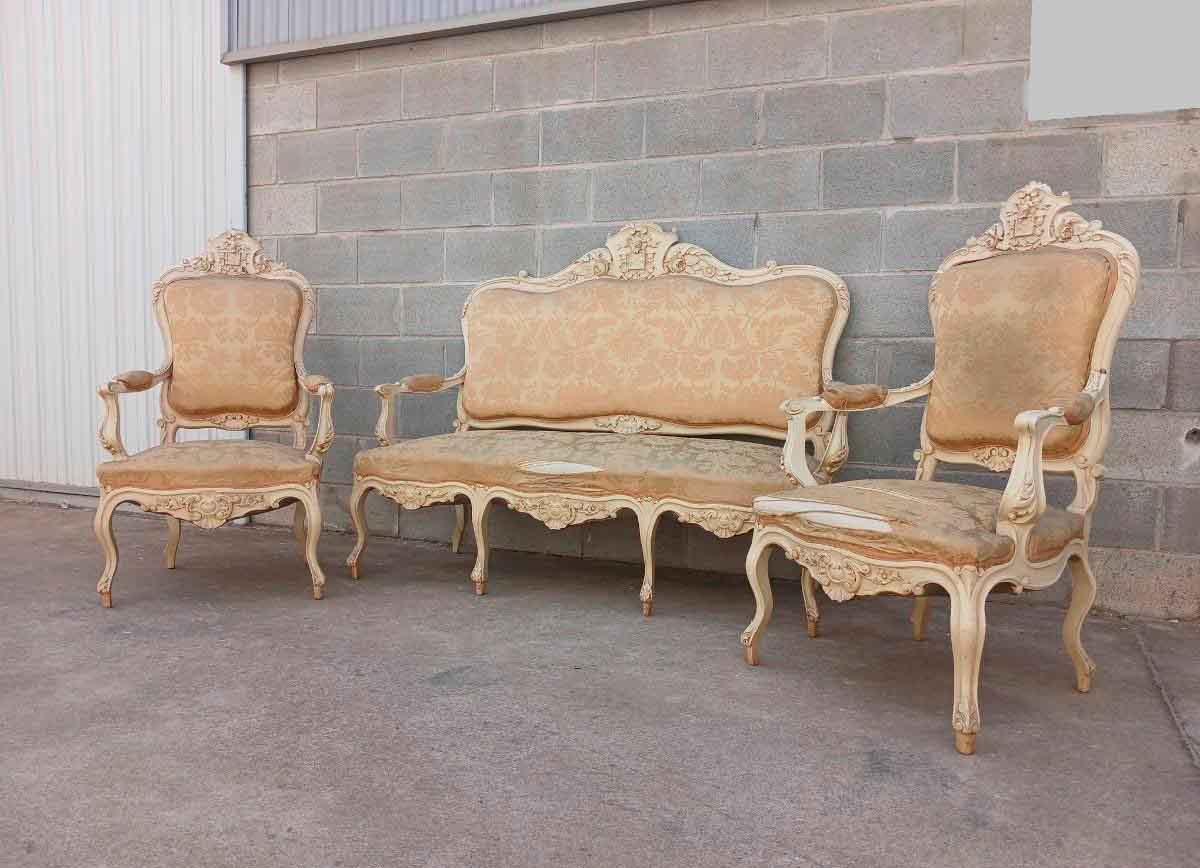 Sofá antiguo + 2 Dos Sillones antiguos estilo Luis XV. Tresillo antiguo estilo Isabelino. - Imagen 2