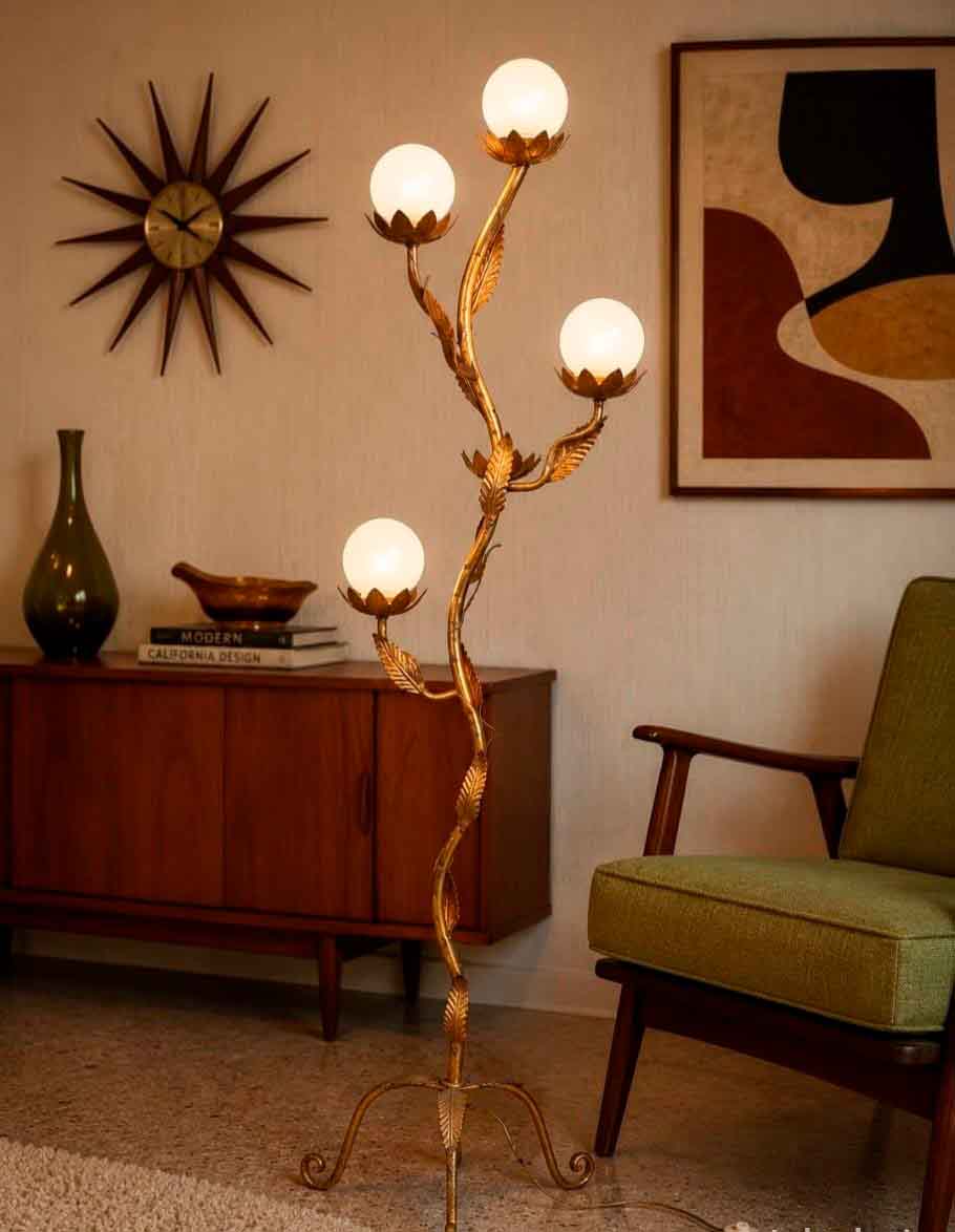 Lámpara de pie antigua de diseño 1970 Mid Century. Lámpara vintage metal hierro forjado dorado.