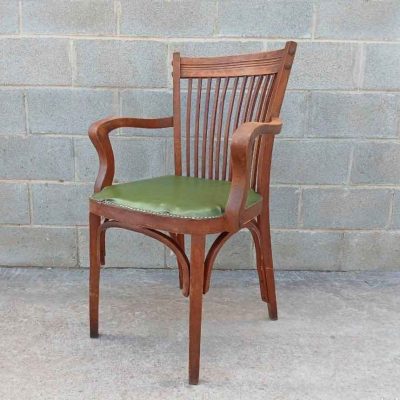 Sillón de despacho antiguo estilo Americano cuero verde. Silla antigua estilo Thonet Art Decó.