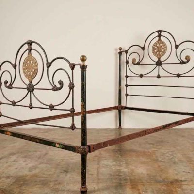 Cama antigua hierro bronce latón 135 / 140 cm. Cama antigua estilo inglés Victoriano s.XIX.