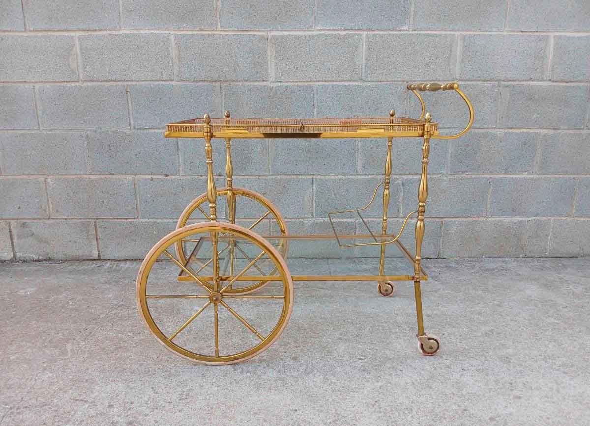 Carro camarera antigua bronce estilo inglés. Carrito de servir antiguo vintage rueda grande Luis XVI. - Imagen 2