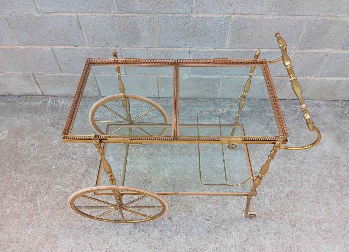 Carro camarera antigua bronce estilo inglés. Carrito de servir antiguo vintage rueda grande Luis XVI. - Imagen 4